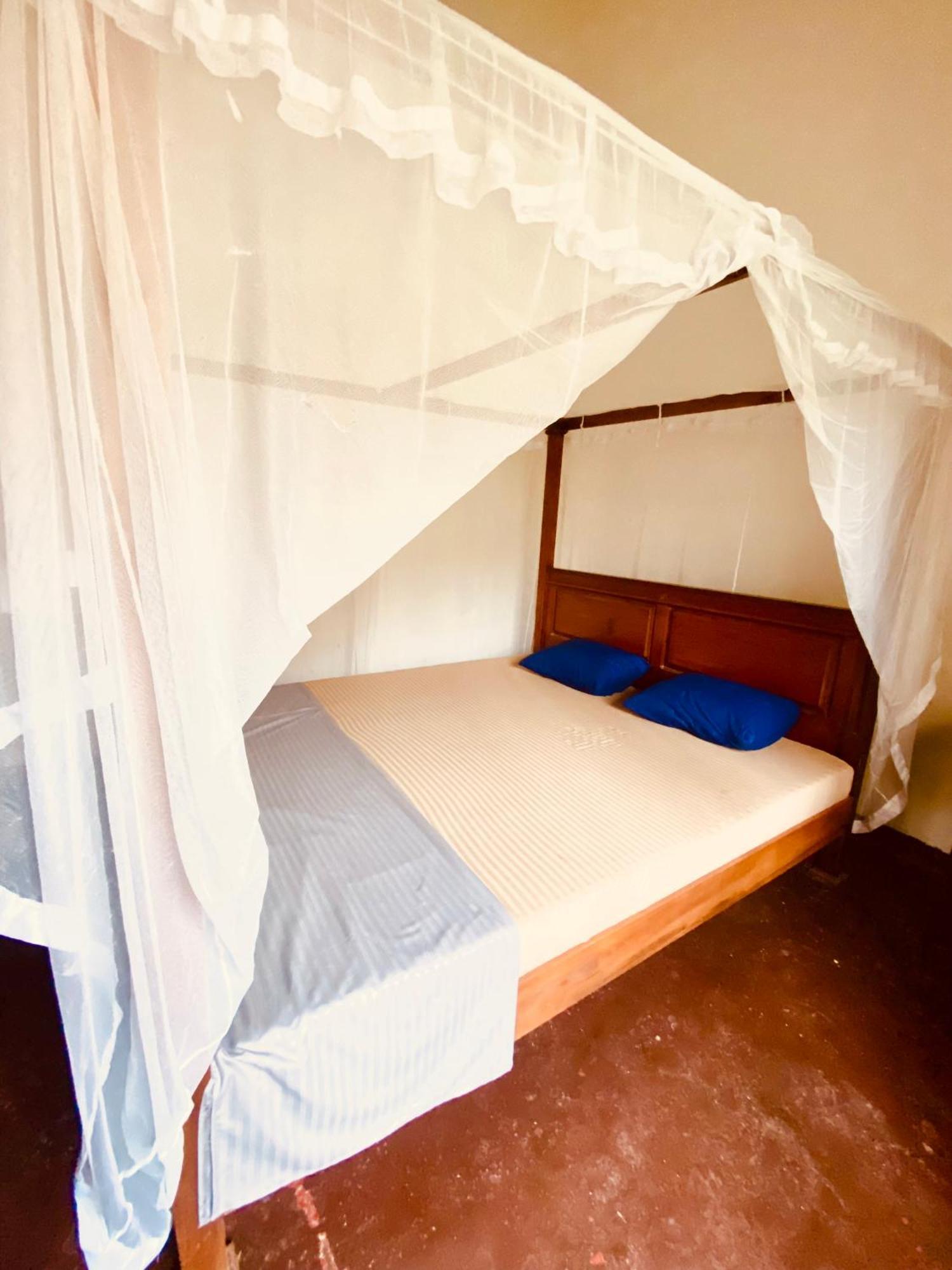 Happy Bunk Hostel Weligama Exterior foto