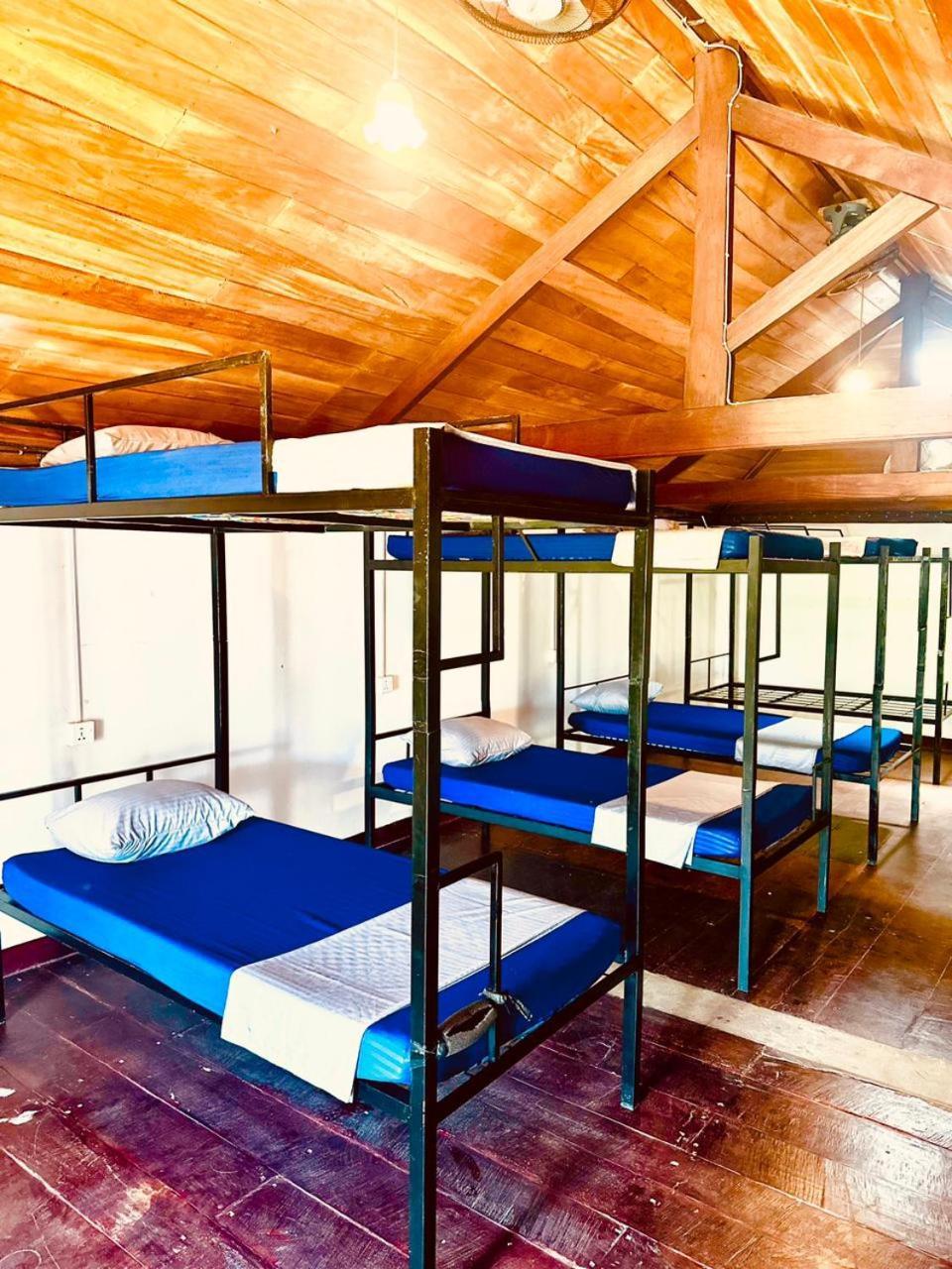 Happy Bunk Hostel Weligama Exterior foto